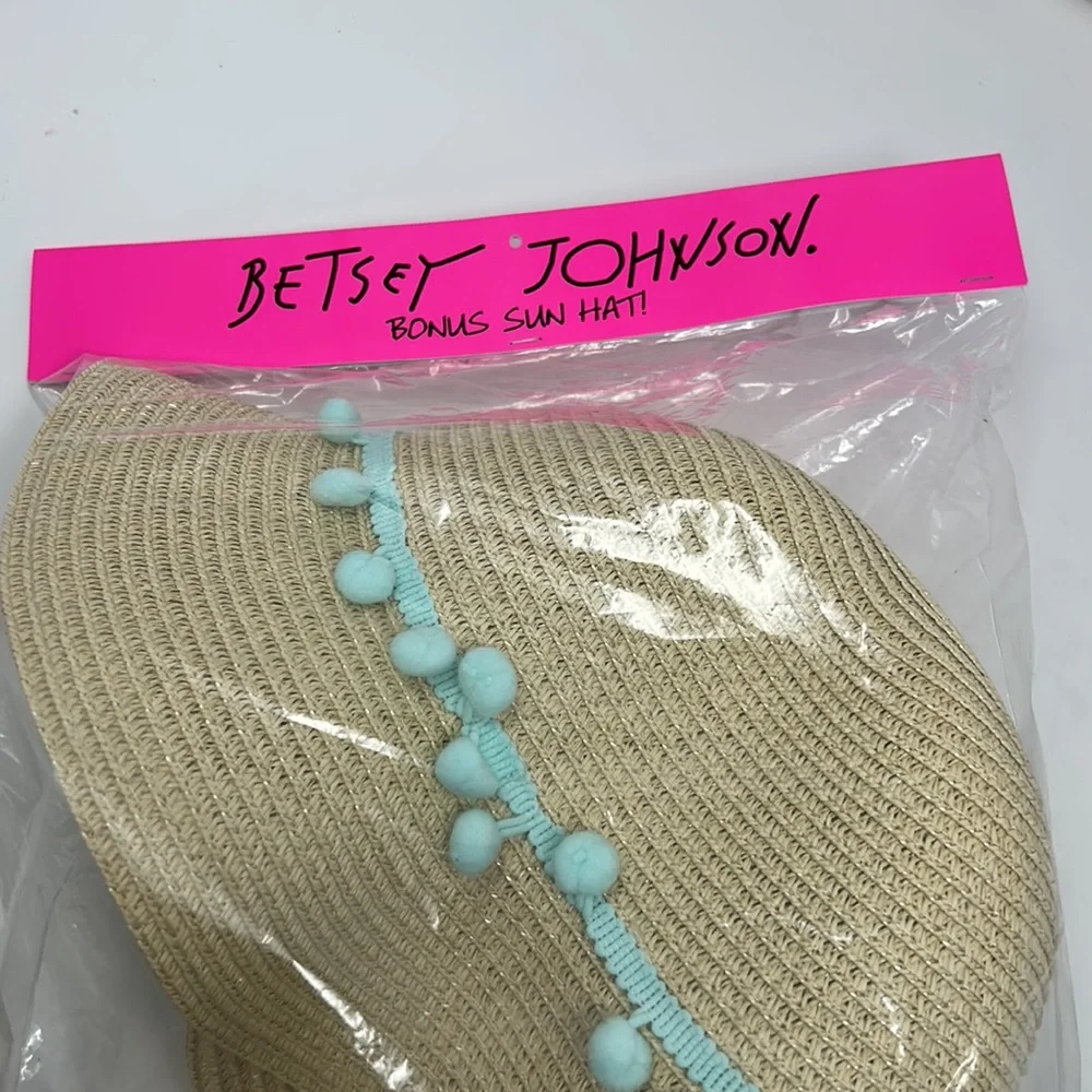 Betsey Johnson Girl’s Straw Blue Pom Pom Detail Summer Beach Hat